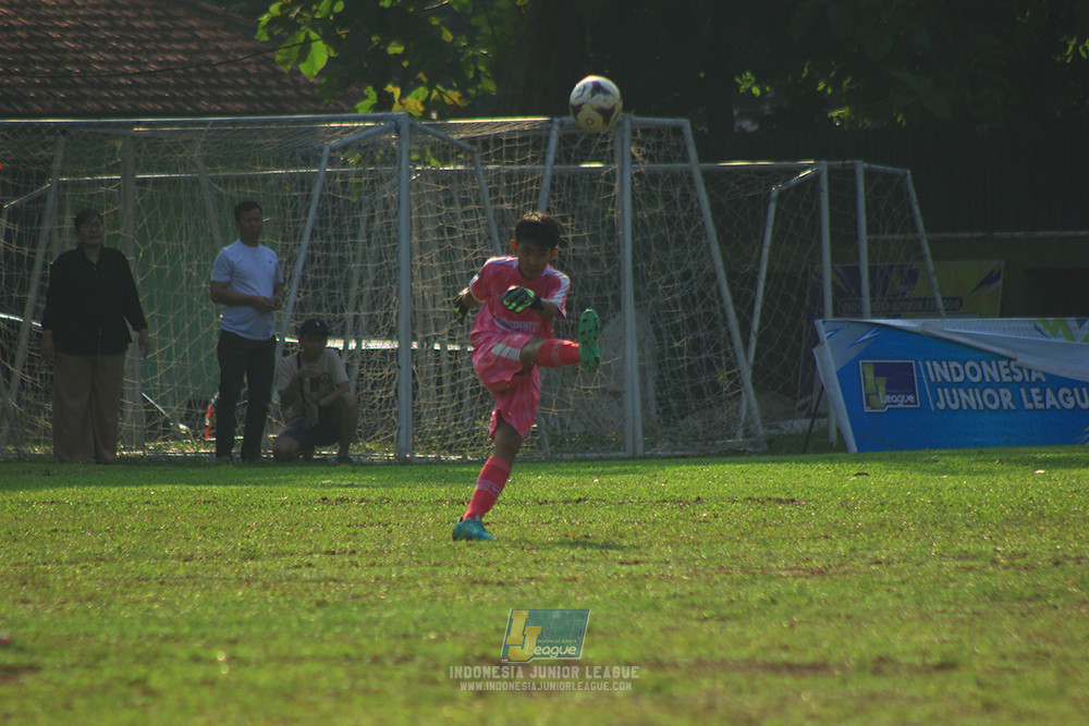 ijl u14 111025 pam jaya fa vs wins soccer school