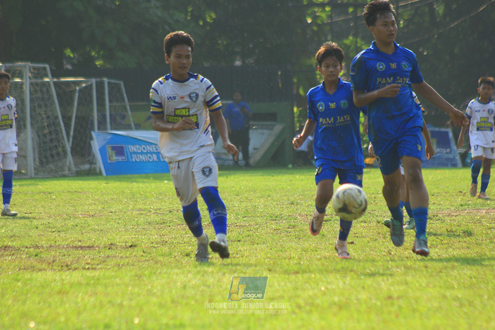 ijl u14 111025 pam jaya fa vs wins soccer school
