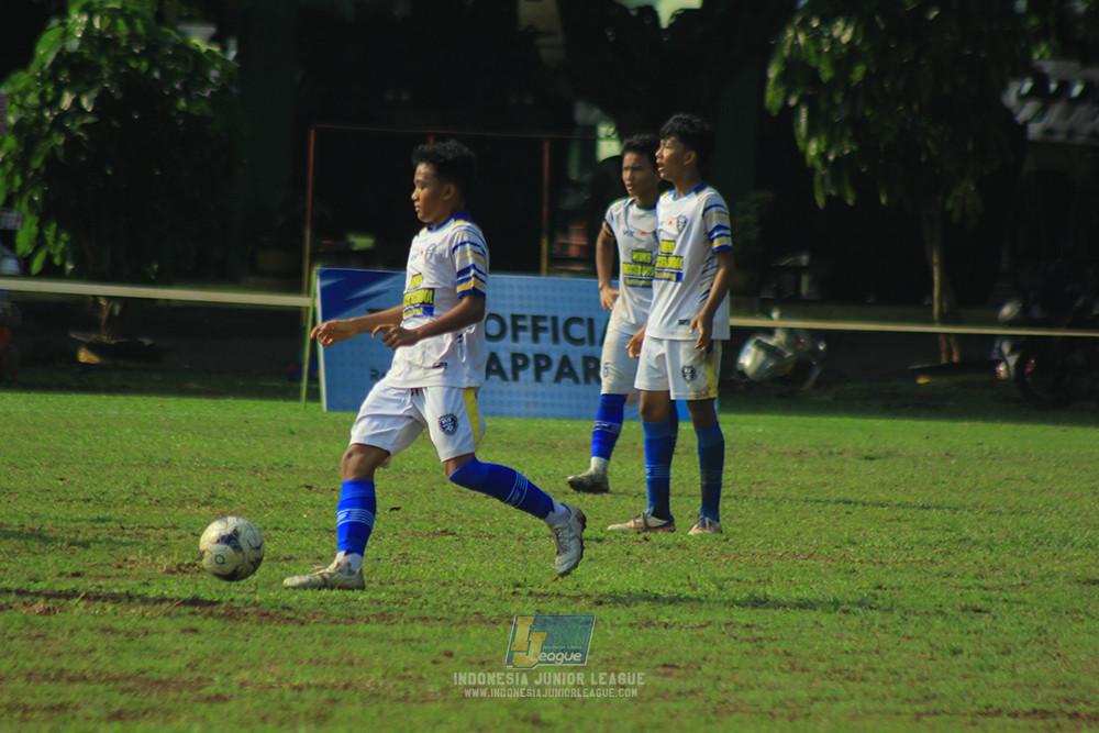 ijl u14 111025 pam jaya fa vs wins soccer school