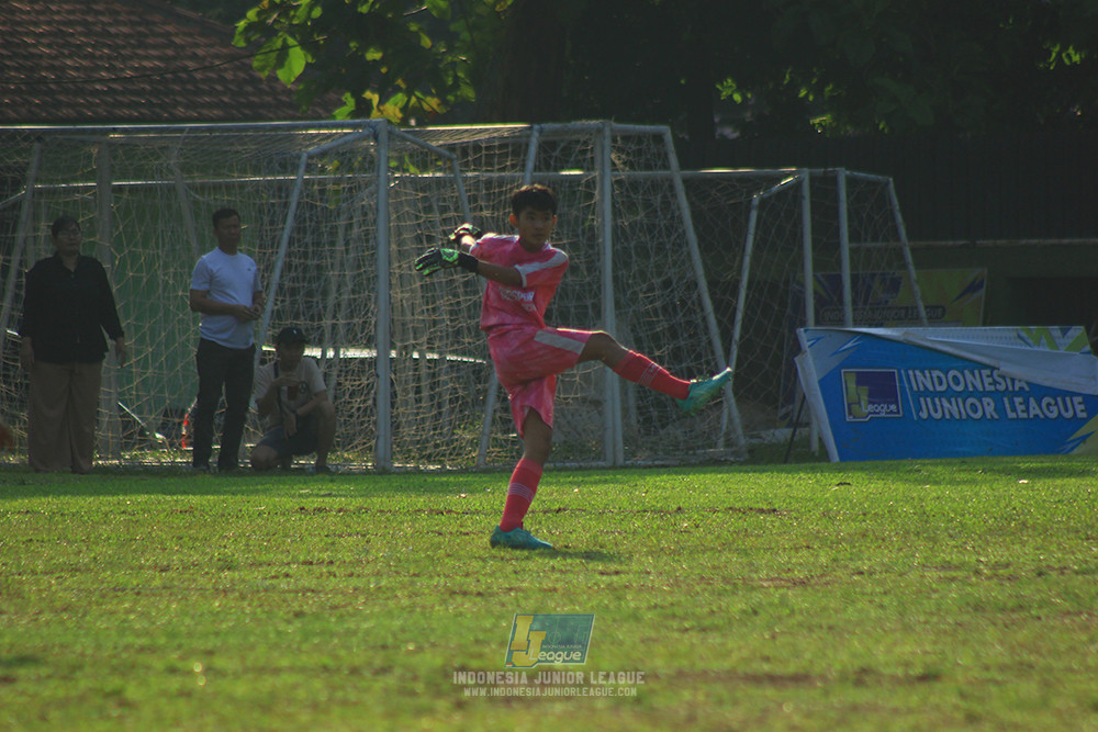 ijl u14 111025 pam jaya fa vs wins soccer school