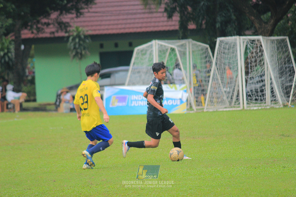 ijl u14 111025 stoni indonesia fc vs brazillian soccer school serpong