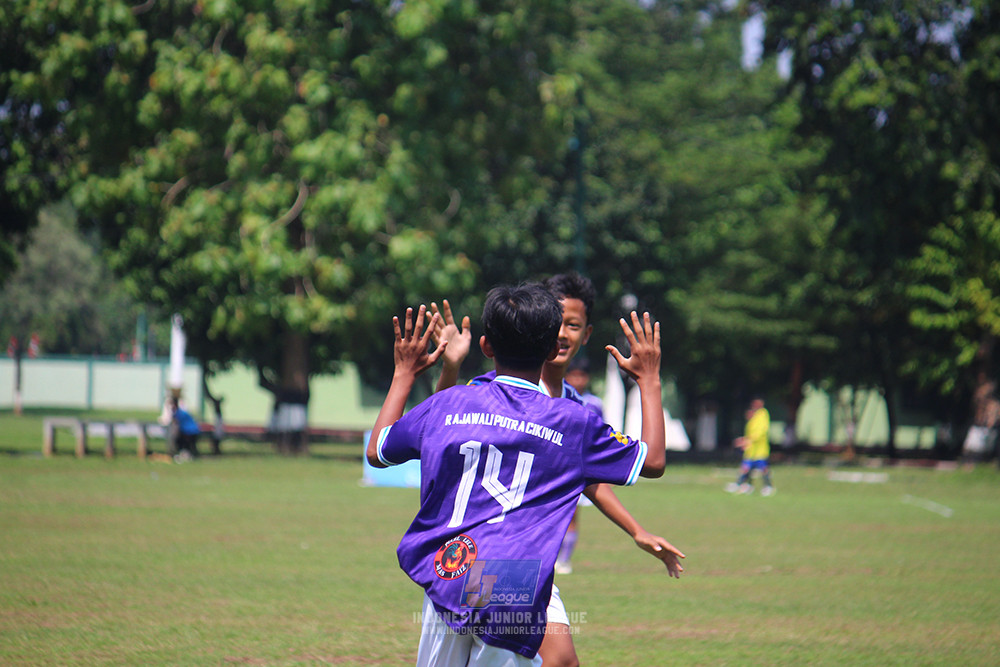ijl u14 130925 brazillian soccer school bintaro vs rajawali putra cikiwul