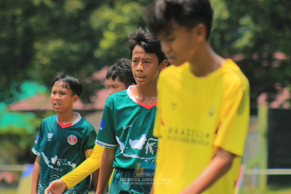 ijl u14 130925 indonesia muda utara vs brazillian soccer serpong