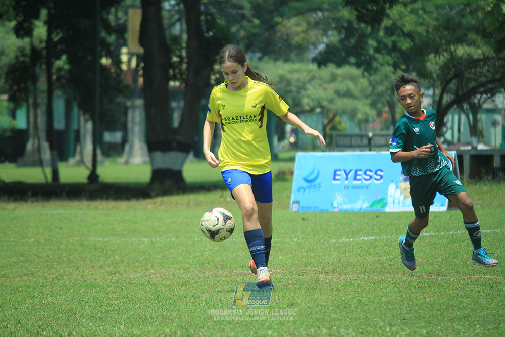 ijl u14 130925 indonesia muda utara vs brazillian soccer serpong