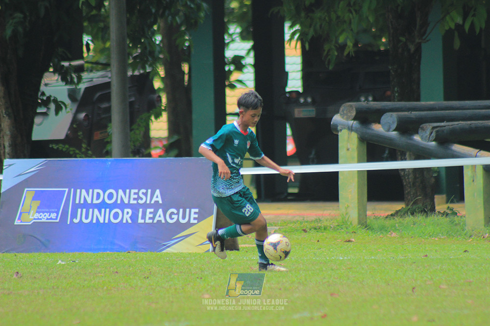 ijl u14 130925 indonesia muda utara vs brazillian soccer serpong