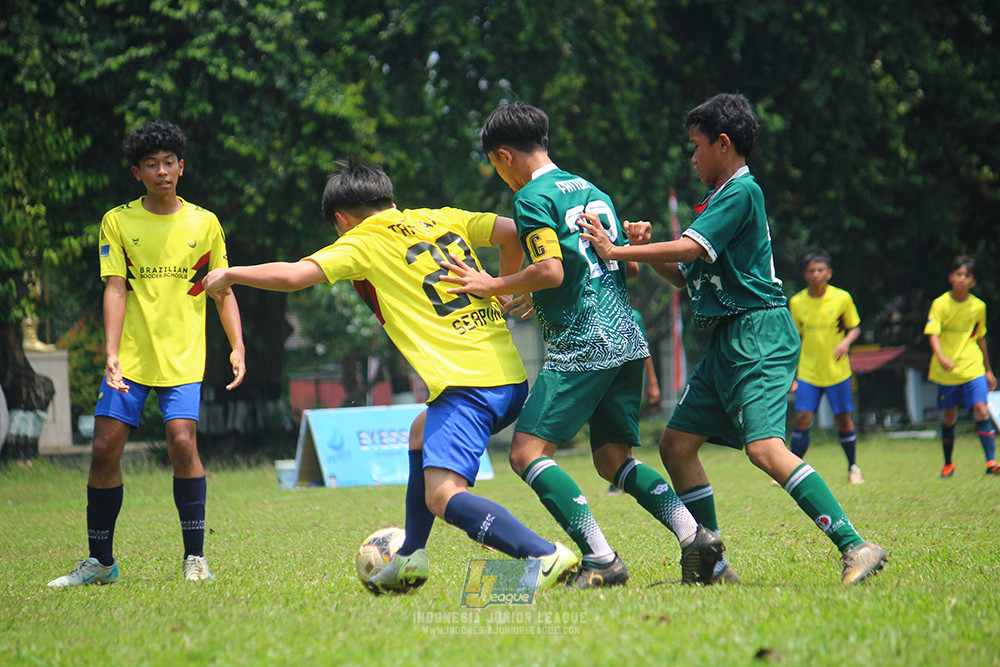 ijl u14 130925 indonesia muda utara vs brazillian soccer serpong