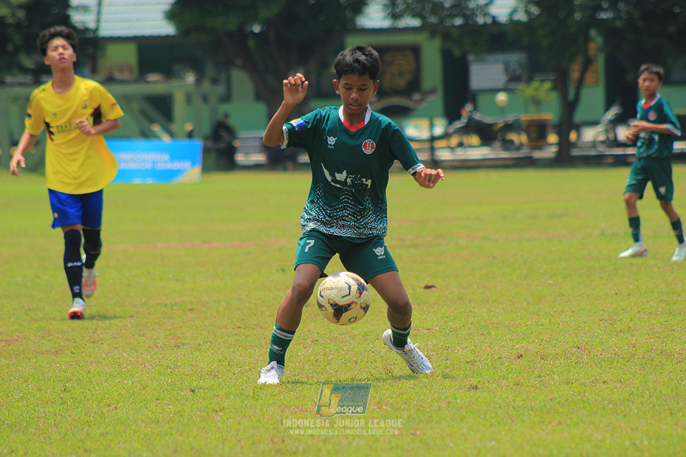ijl u14 130925 indonesia muda utara vs brazillian soccer serpong