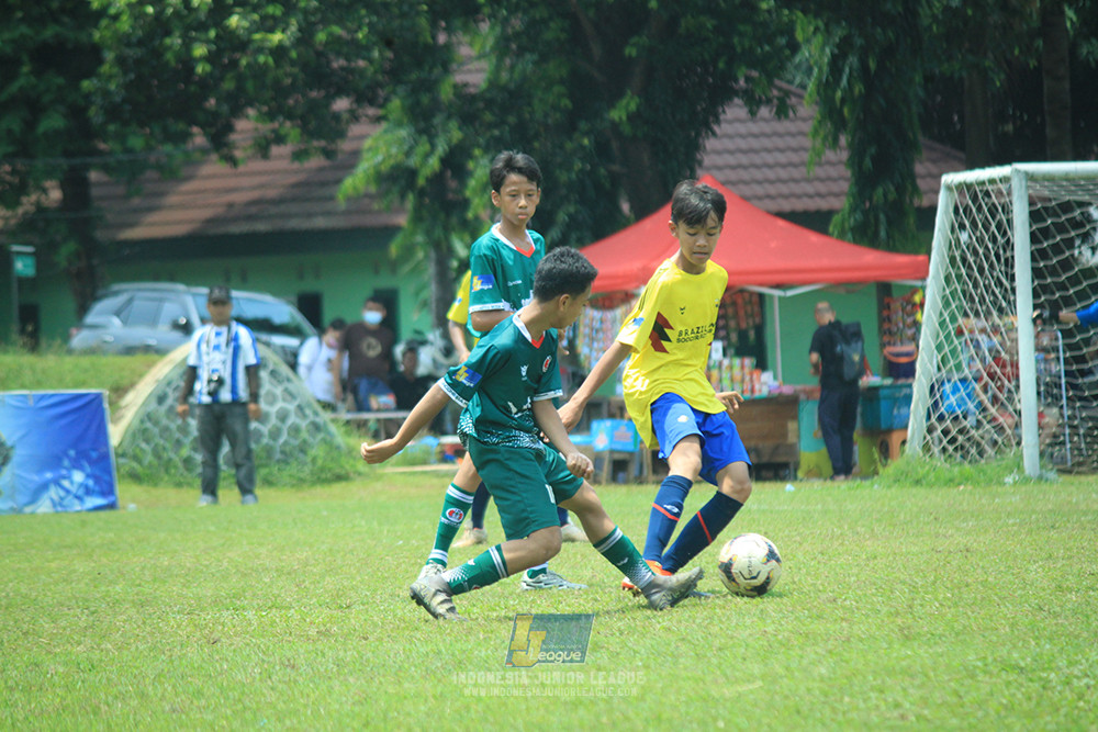 ijl u14 130925 indonesia muda utara vs brazillian soccer serpong
