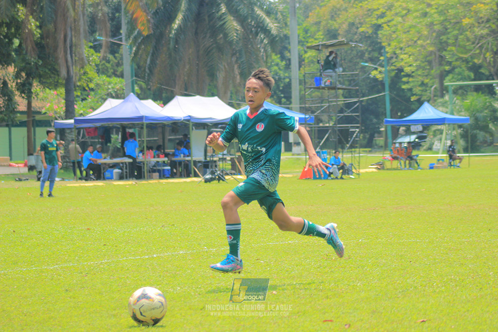 ijl u14 130925 indonesia muda utara vs brazillian soccer serpong