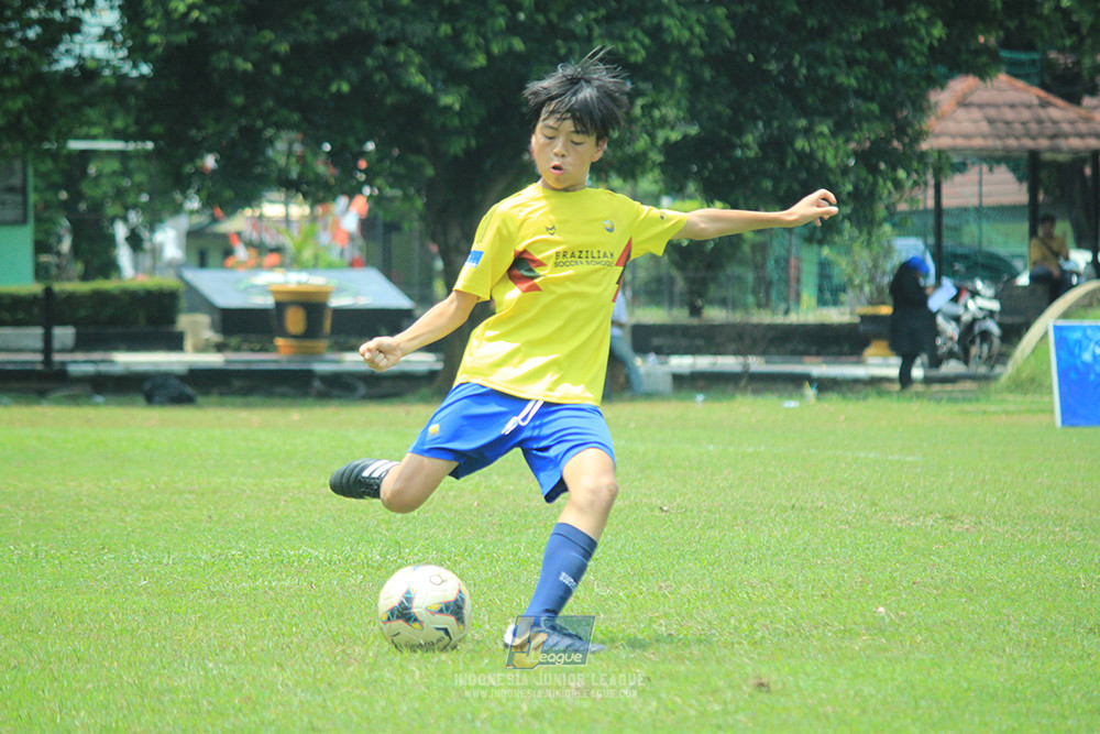 ijl u14 130925 indonesia muda utara vs brazillian soccer serpong