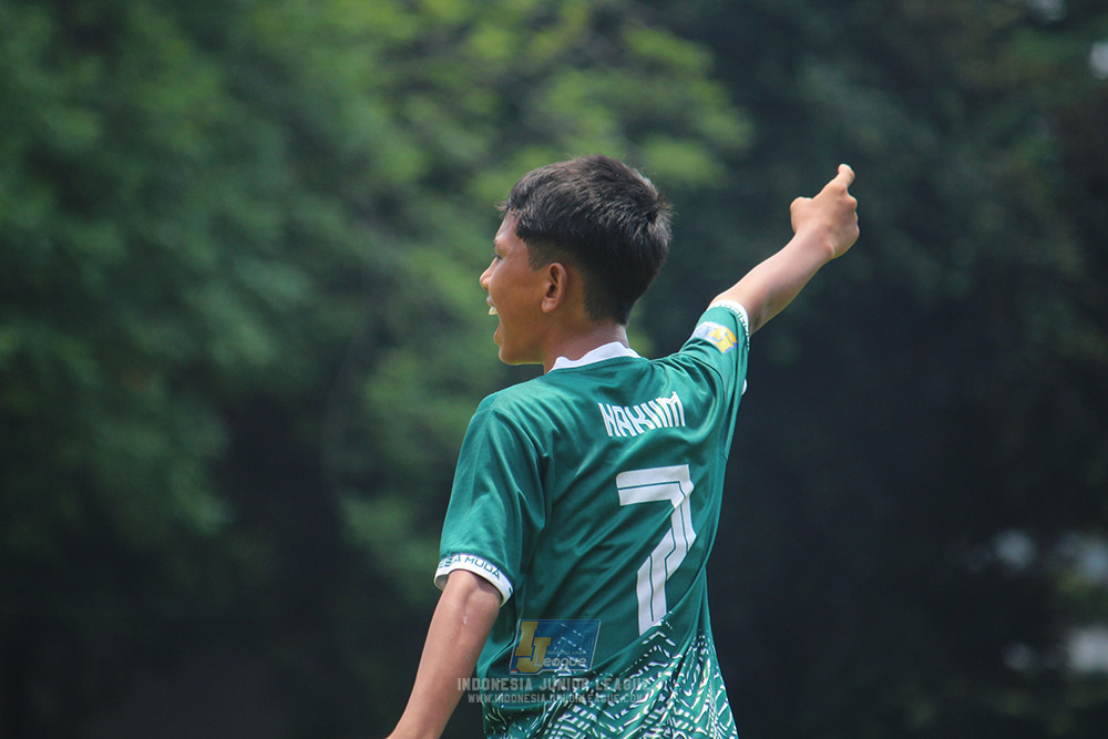 ijl u14 130925 indonesia muda utara vs brazillian soccer serpong