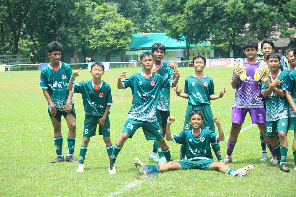 ijl u14 130925 indonesia muda utara vs brazillian soccer serpong