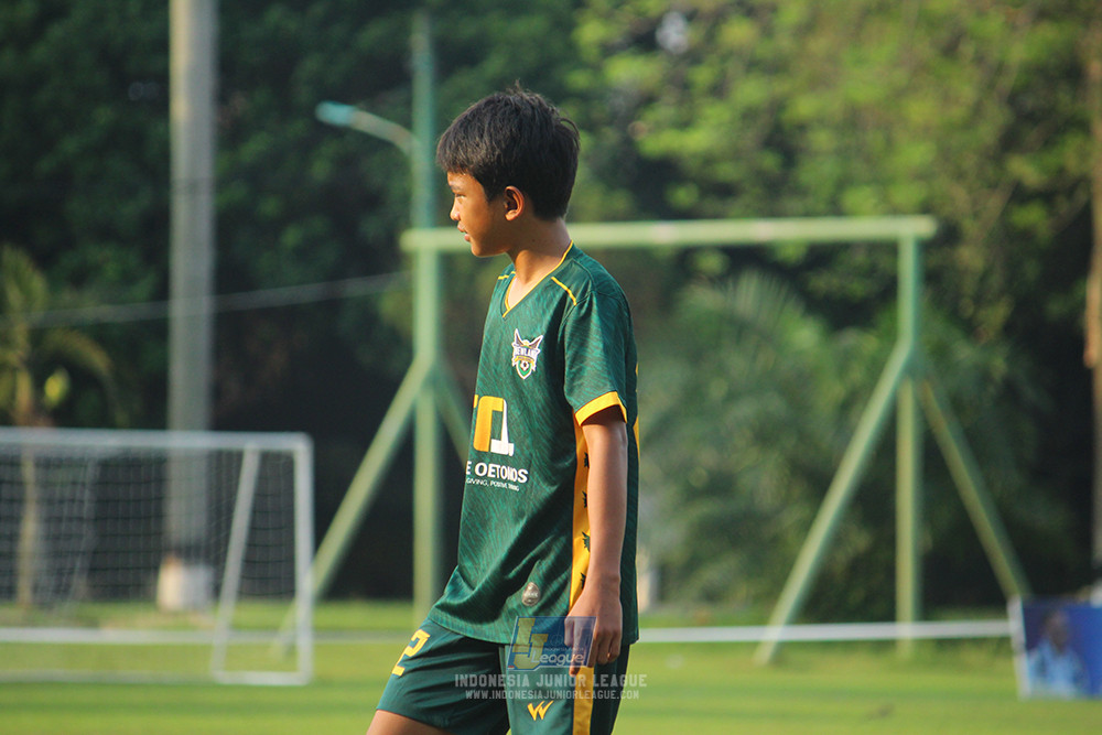 ijl u14 130925 newland fa vs pulomas fc