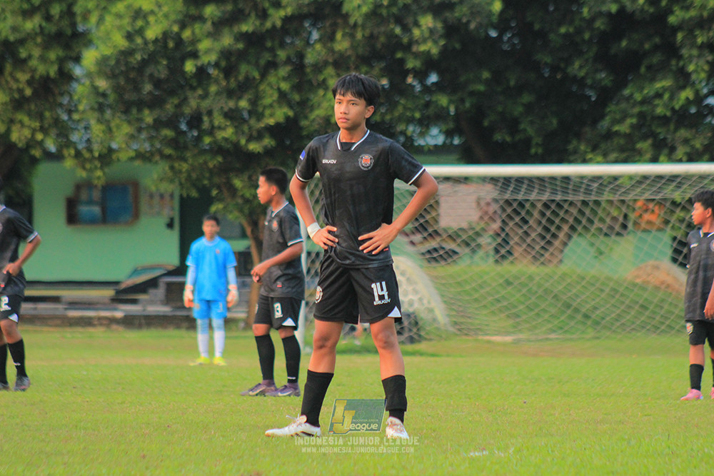 ijl u14 130925 newland fa vs pulomas fc