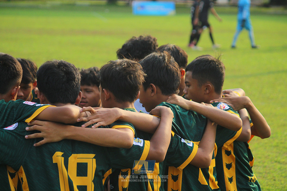 ijl u14 130925 newland fa vs pulomas fc