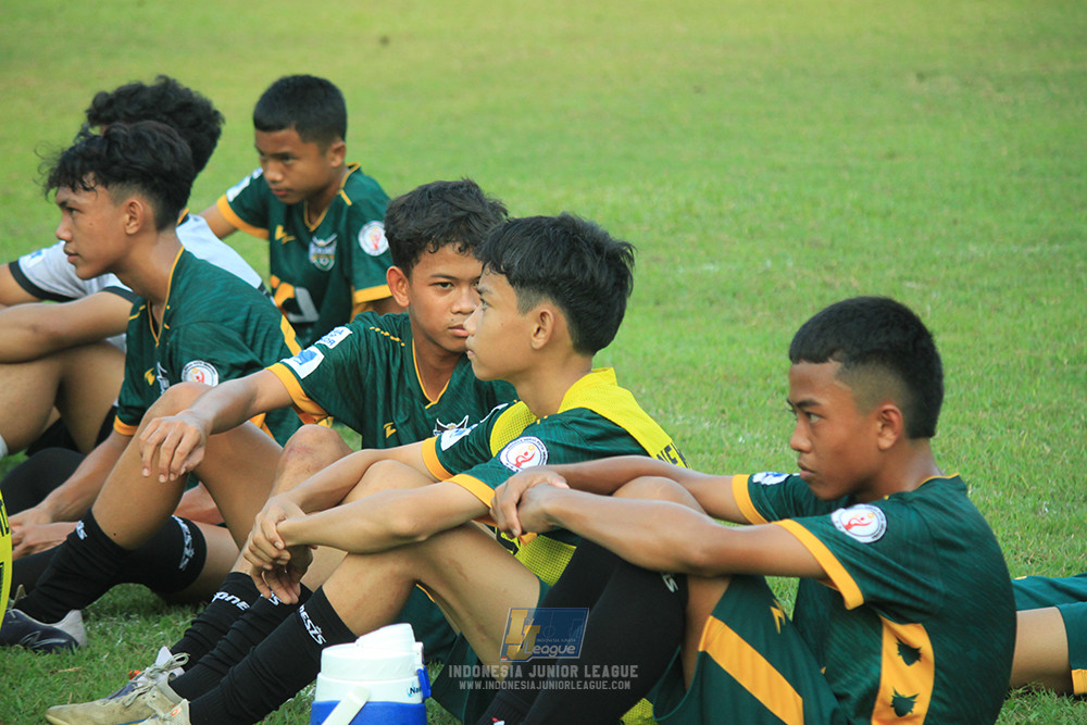 ijl u14 130925 newland fa vs pulomas fc