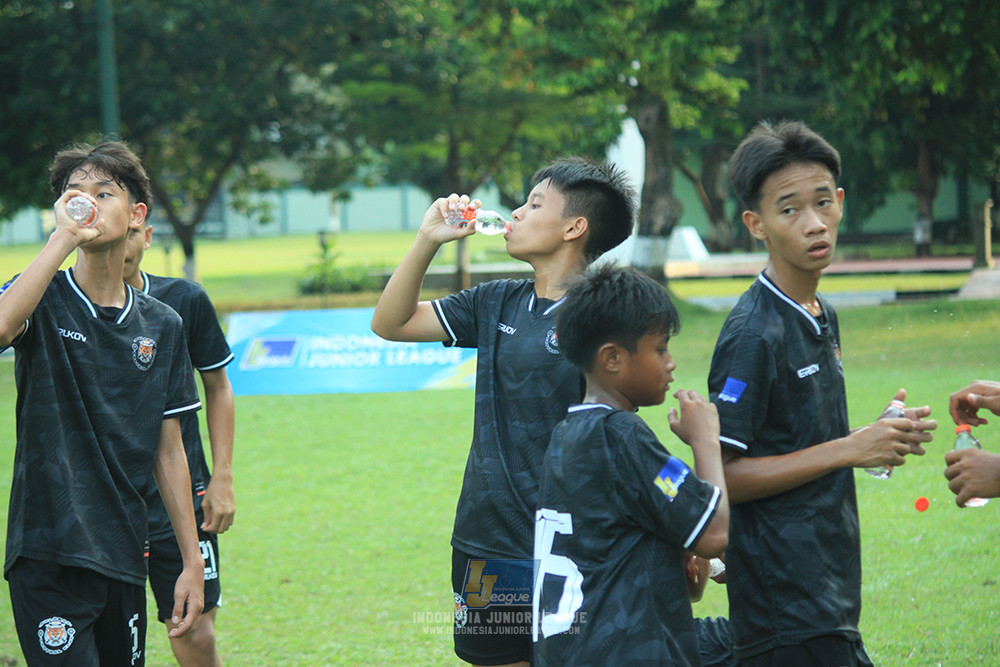 ijl u14 130925 newland fa vs pulomas fc