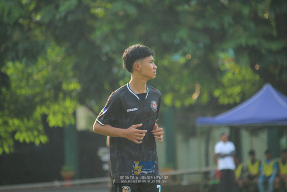 ijl u14 130925 newland fa vs pulomas fc