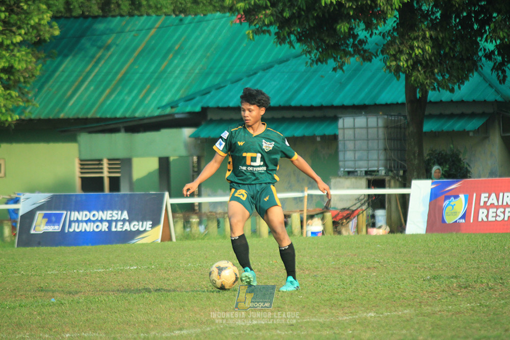 ijl u14 130925 newland fa vs pulomas fc