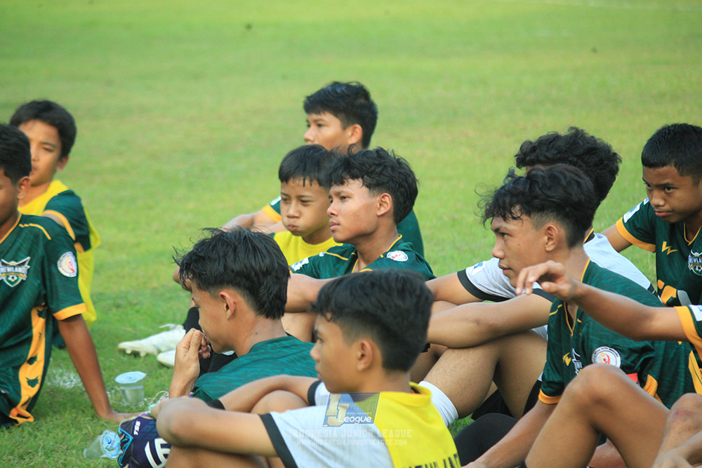 ijl u14 130925 newland fa vs pulomas fc