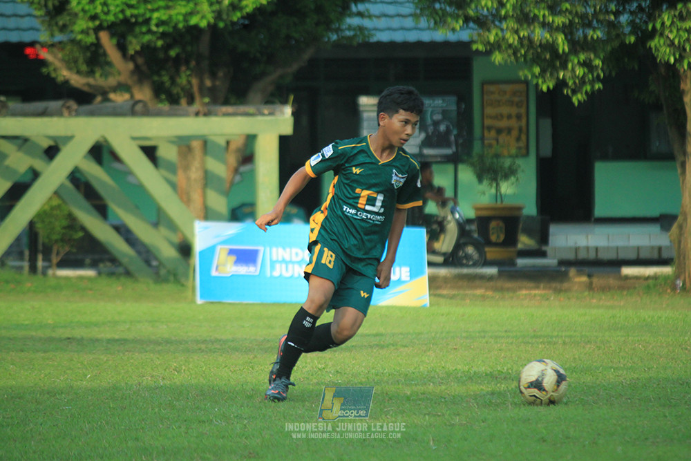 ijl u14 130925 newland fa vs pulomas fc
