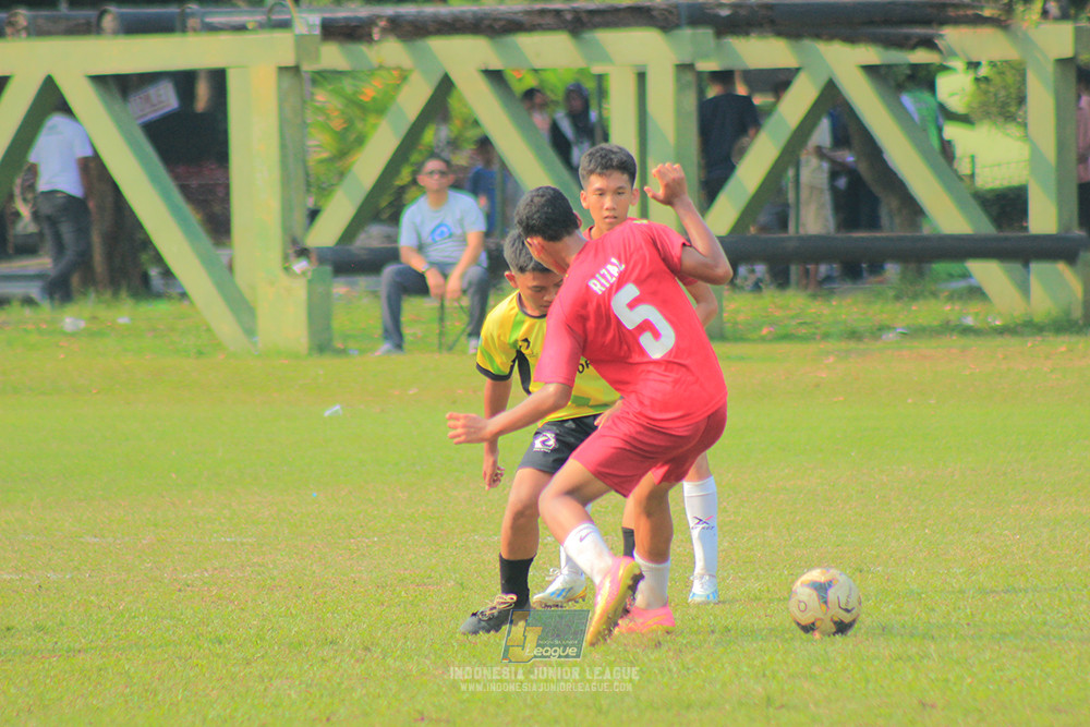 ijl u14 130925 satharlan fc vs stoni indonesia fc