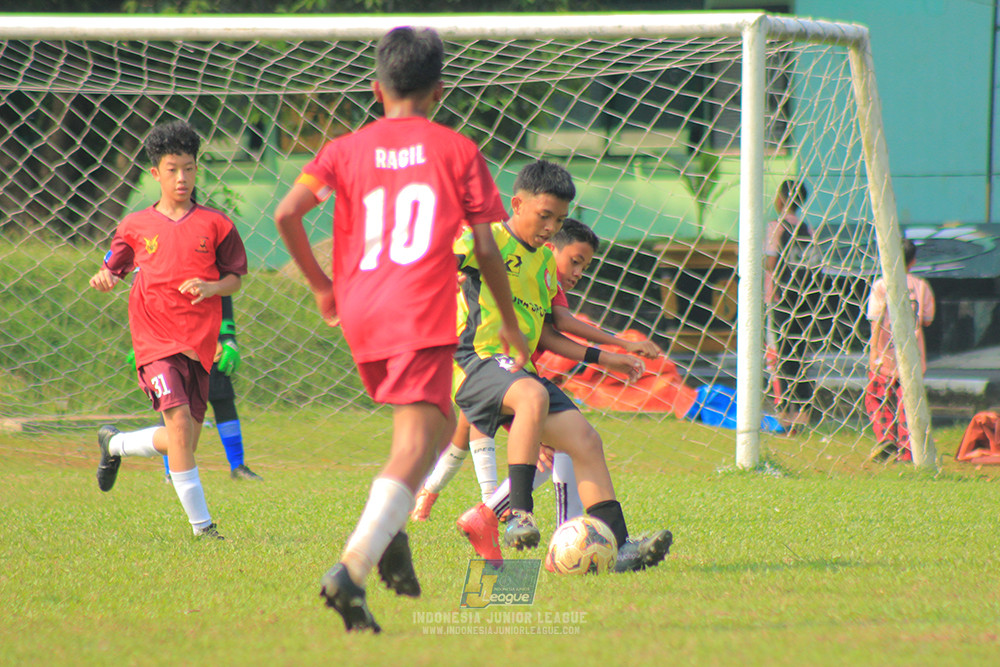 ijl u14 130925 satharlan fc vs stoni indonesia fc