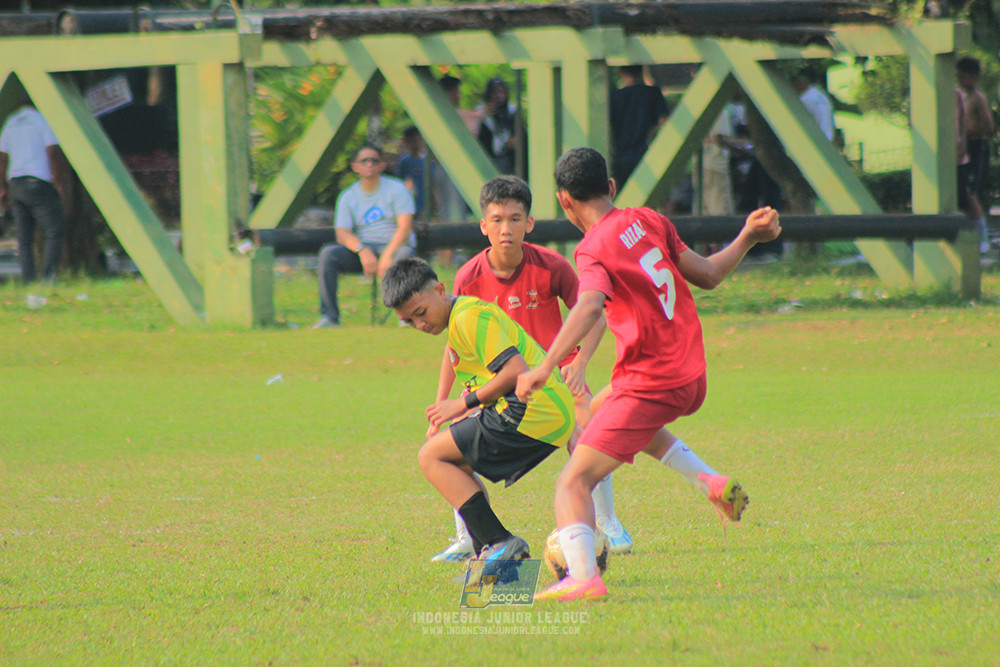 ijl u14 130925 satharlan fc vs stoni indonesia fc