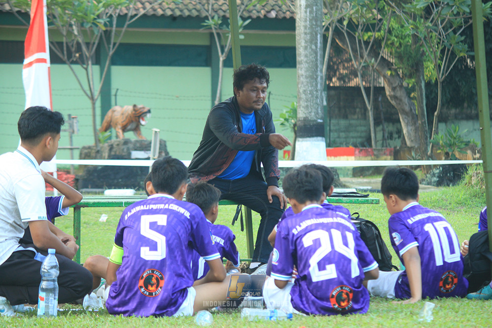 ijl u14 160825 rajawali putra cikiwul vs brazillian soccer school lfa