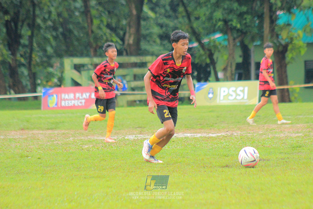ijl u14 221125 gagak muda vs stoni indonesia fc