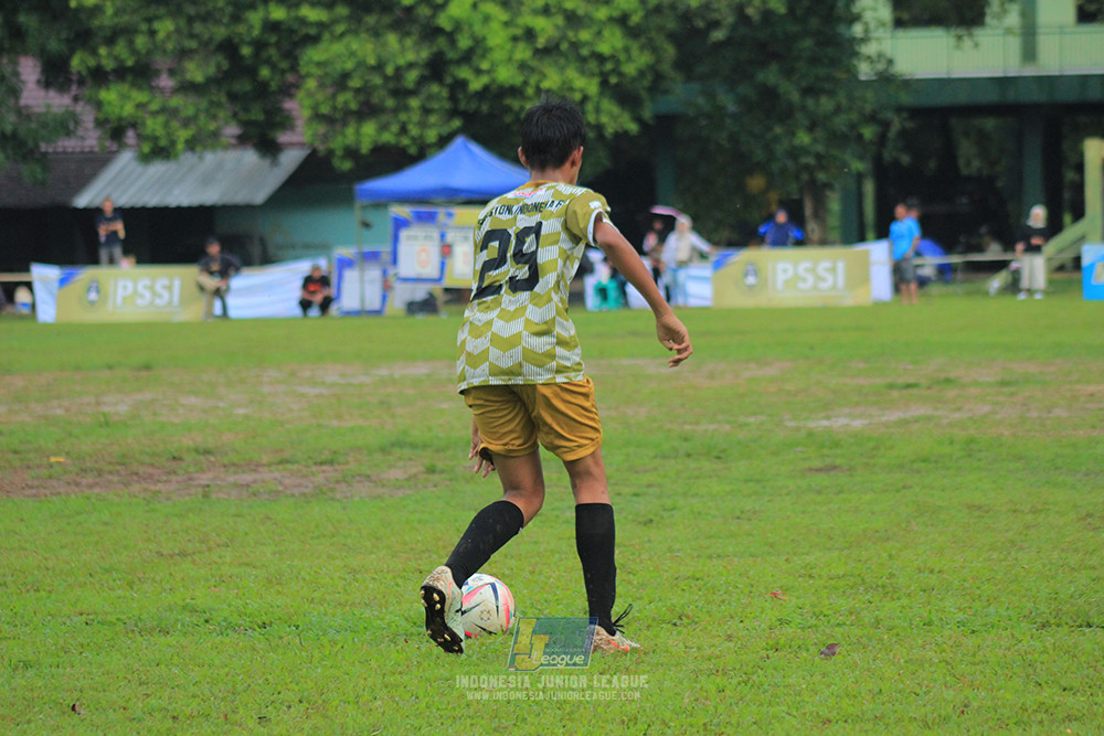 ijl u14 221125 gagak muda vs stoni indonesia fc