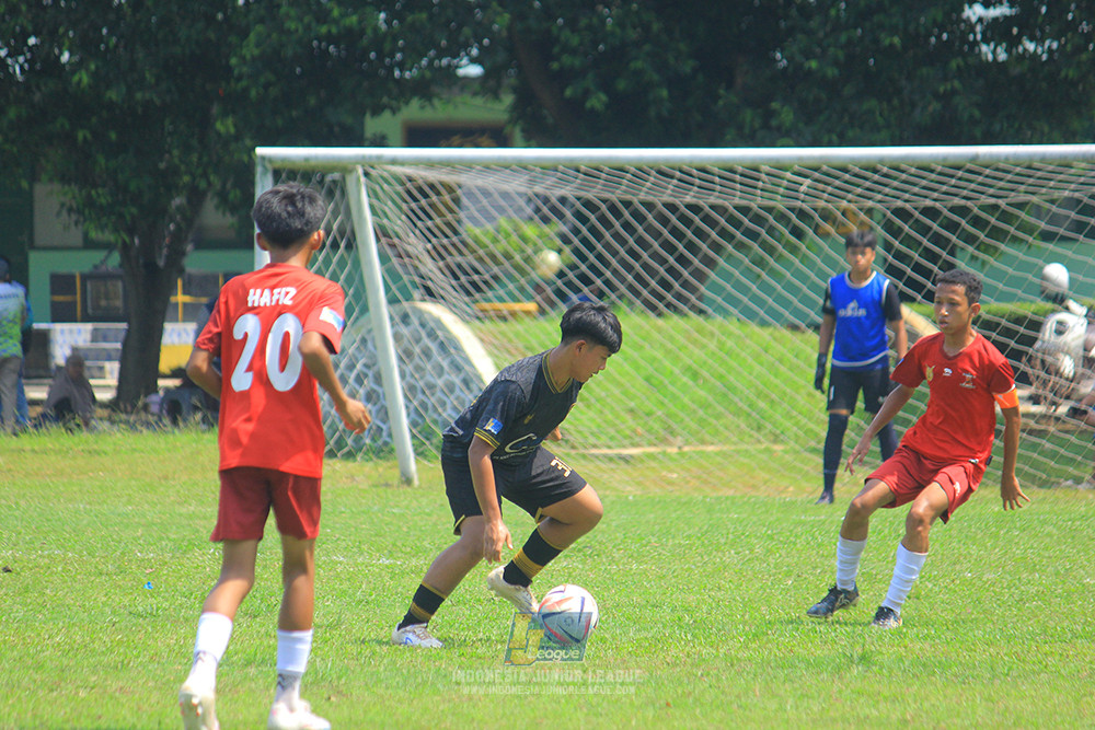 ijl u14 221125 satharlan fc vs metra muda soccer school
