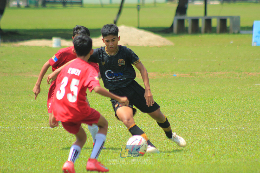 ijl u14 221125 satharlan fc vs metra muda soccer school