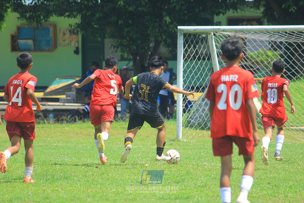 ijl u14 221125 satharlan fc vs metra muda soccer school