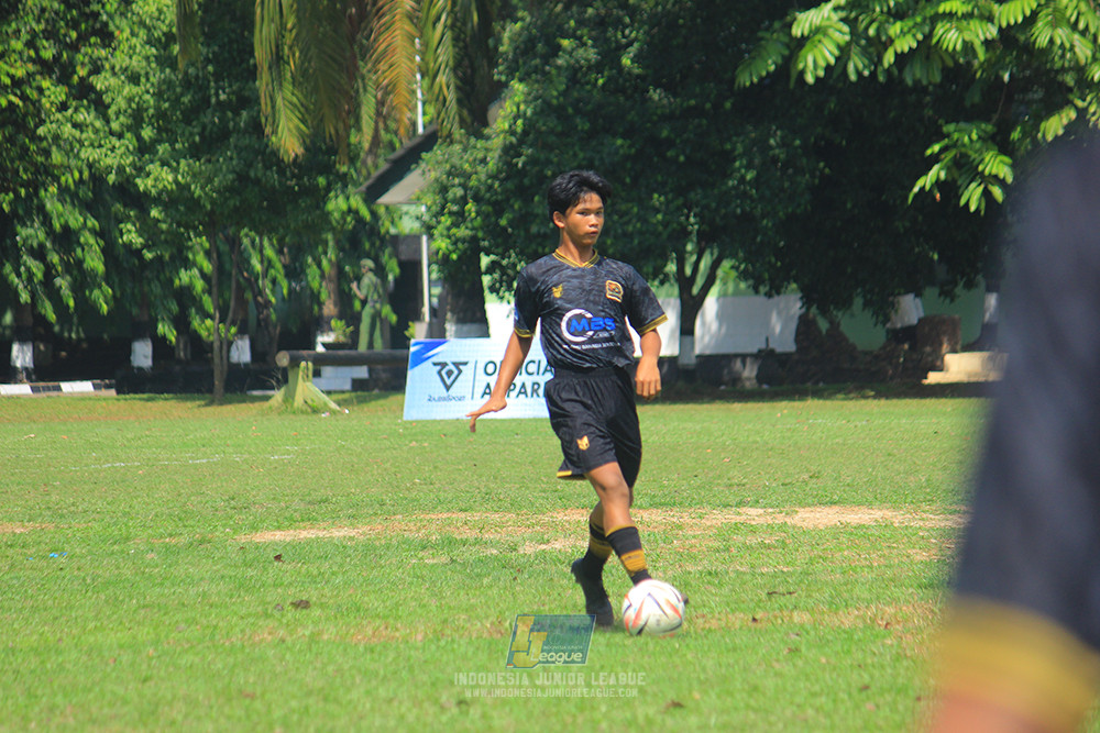 ijl u14 221125 satharlan fc vs metra muda soccer school