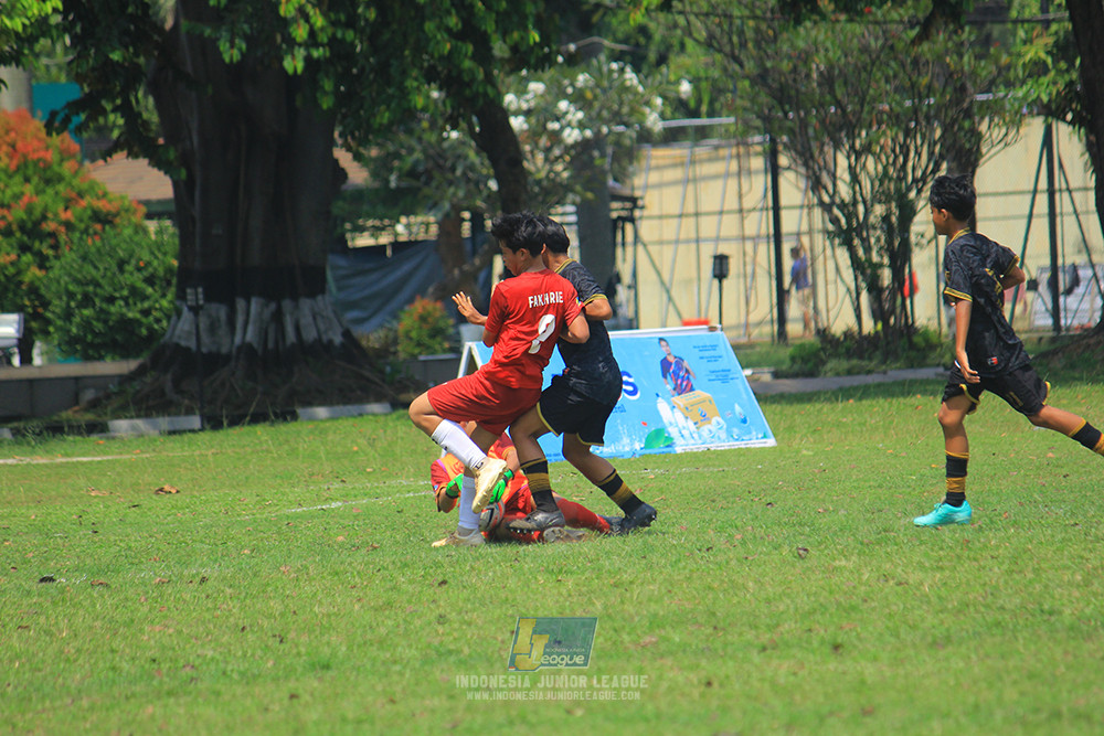ijl u14 221125 satharlan fc vs metra muda soccer school