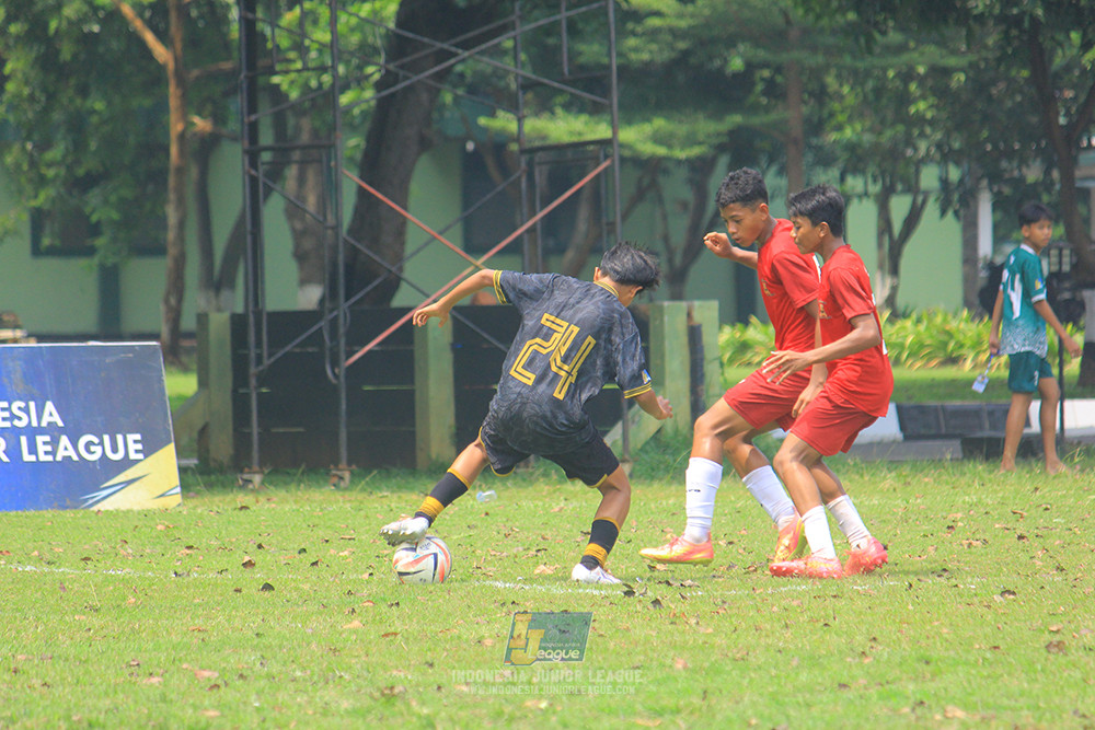 ijl u14 221125 satharlan fc vs metra muda soccer school