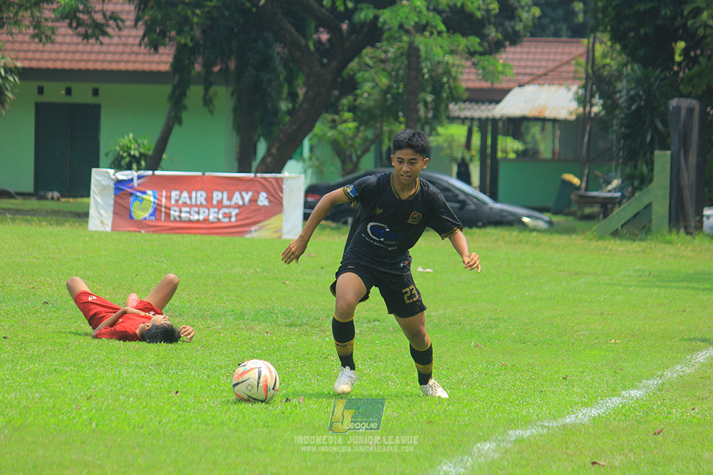 ijl u14 221125 satharlan fc vs metra muda soccer school
