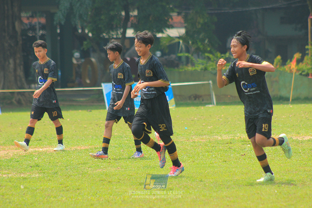 ijl u14 221125 satharlan fc vs metra muda soccer school