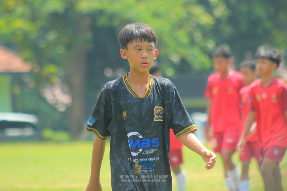 ijl u14 221125 satharlan fc vs metra muda soccer school