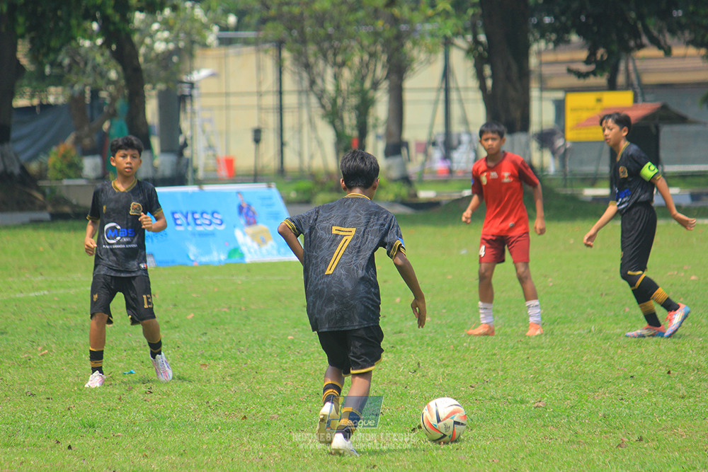 ijl u14 221125 satharlan fc vs metra muda soccer school