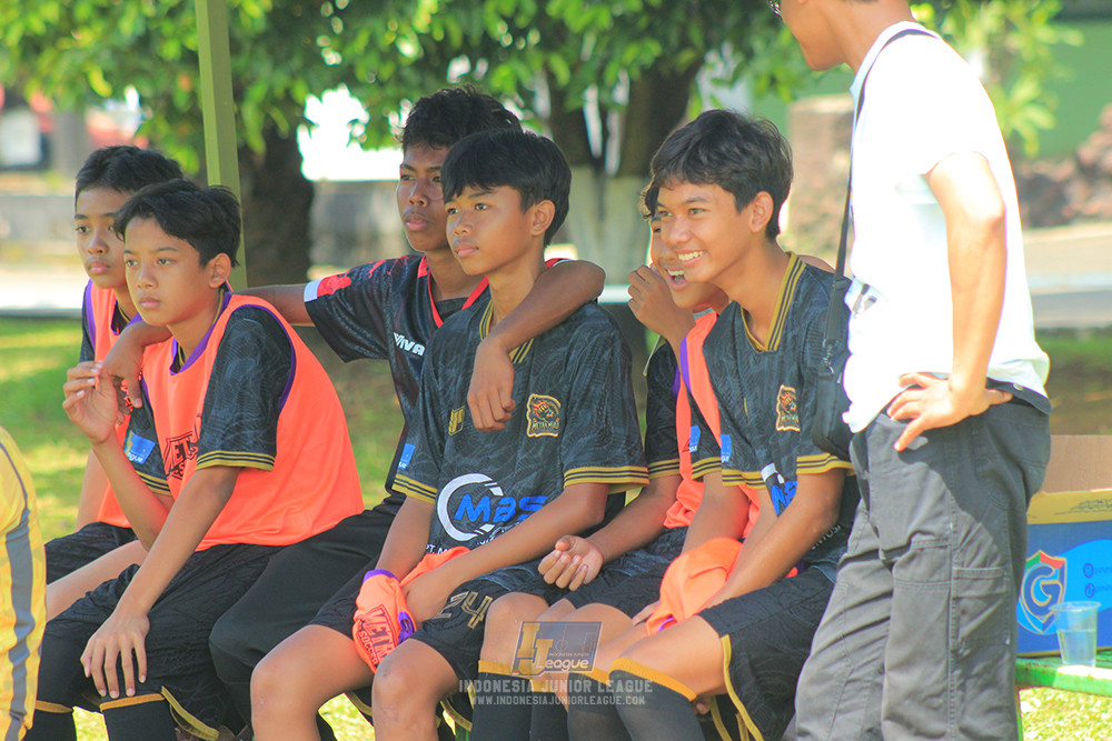 ijl u14 221125 satharlan fc vs metra muda soccer school