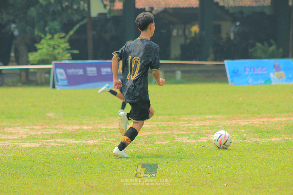 ijl u14 221125 satharlan fc vs metra muda soccer school