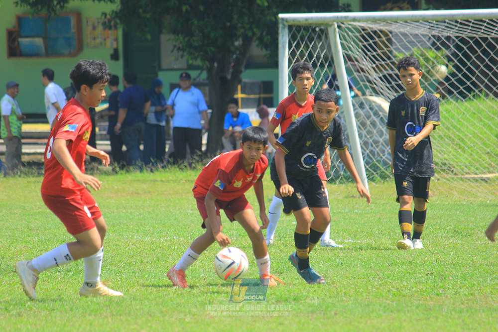 ijl u14 221125 satharlan fc vs metra muda soccer school