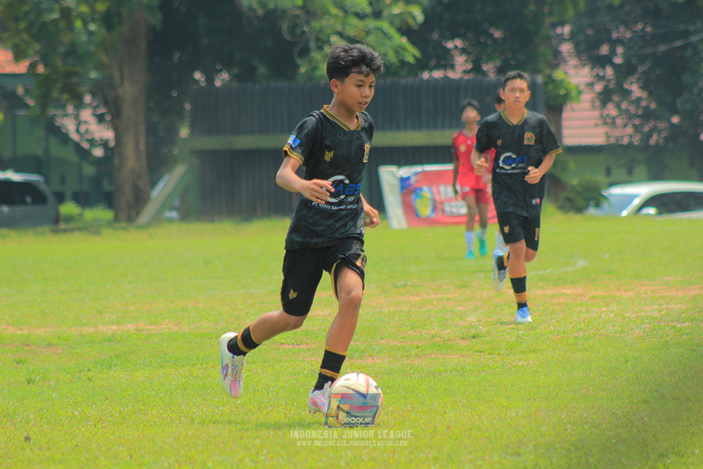 ijl u14 221125 satharlan fc vs metra muda soccer school