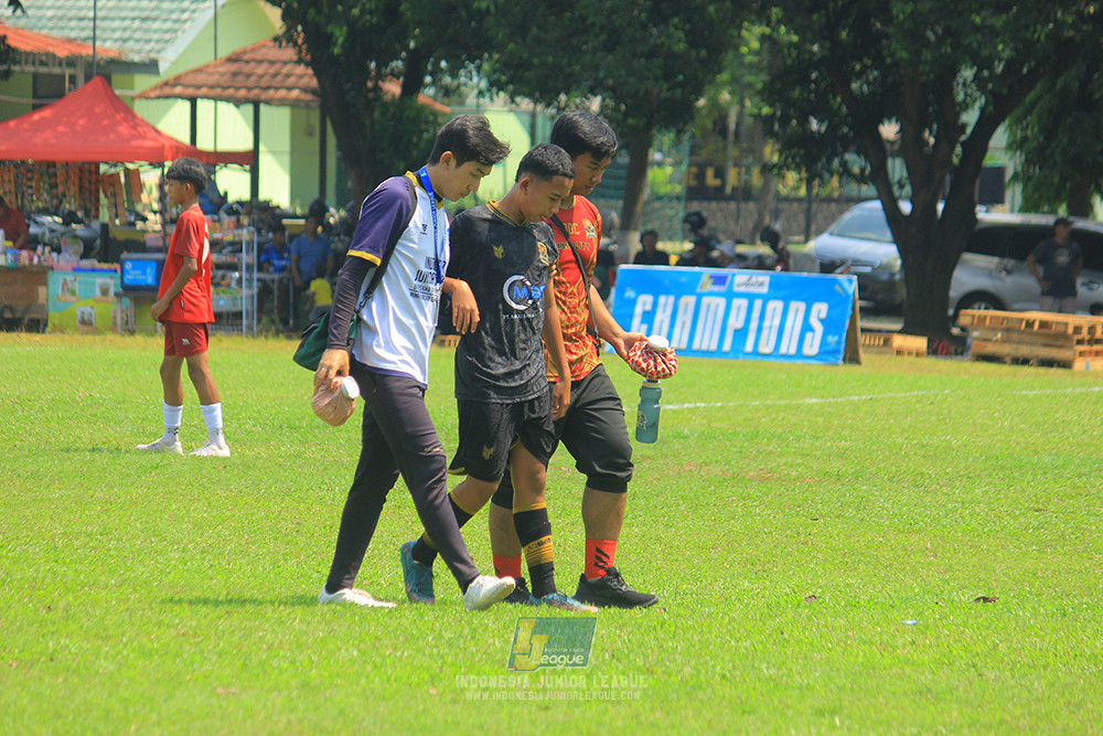 ijl u14 221125 satharlan fc vs metra muda soccer school