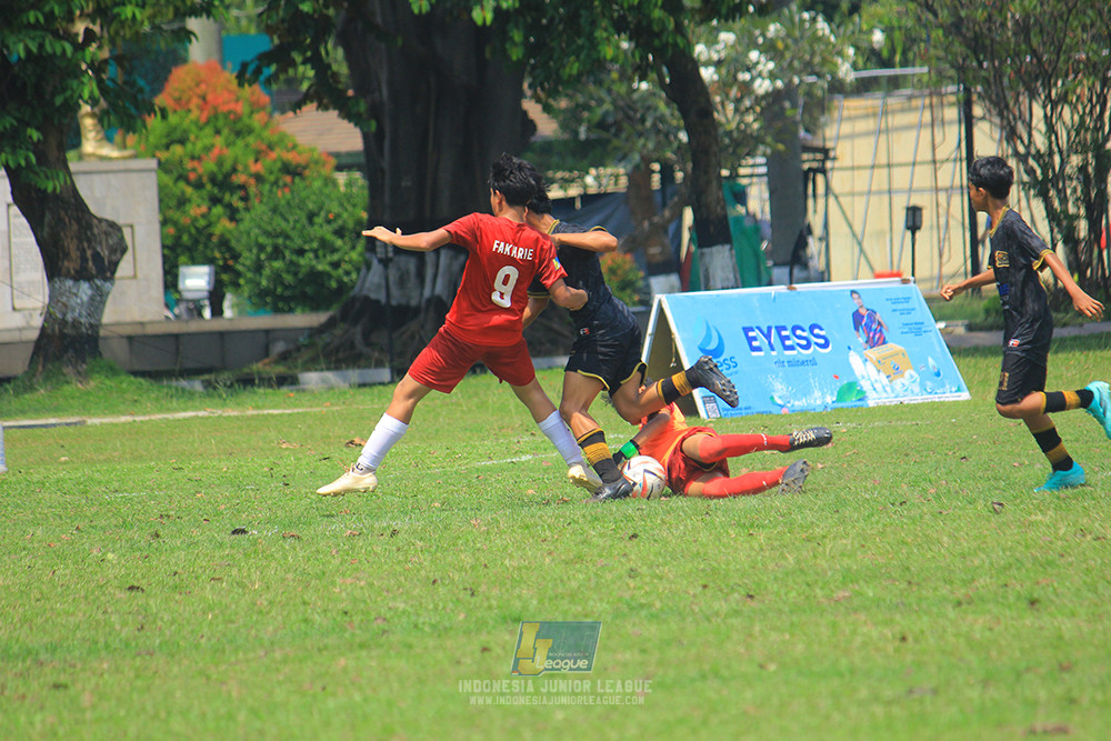 ijl u14 221125 satharlan fc vs metra muda soccer school