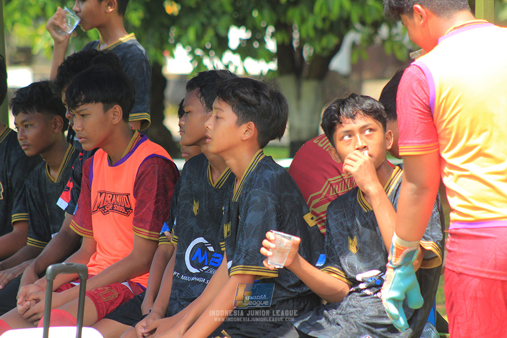 ijl u14 221125 satharlan fc vs metra muda soccer school