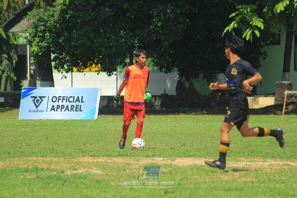 ijl u14 221125 satharlan fc vs metra muda soccer school
