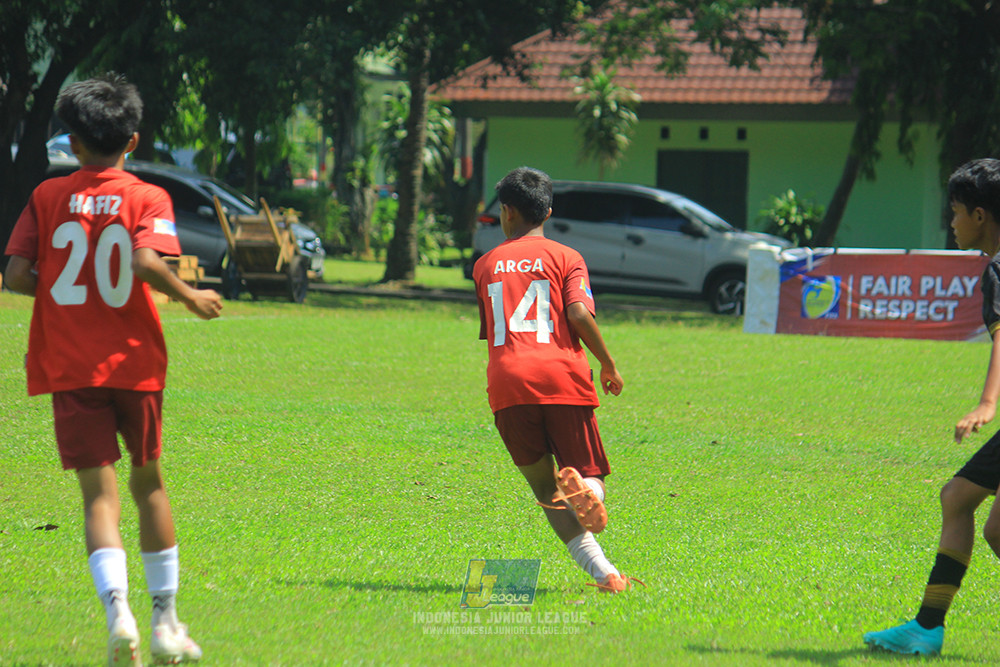 ijl u14 221125 satharlan fc vs metra muda soccer school
